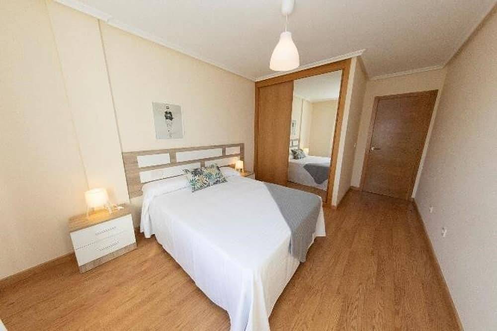 Entire apartment, Oceano 5 2 Bedrooms Garden in Barreiros, Galician Coast