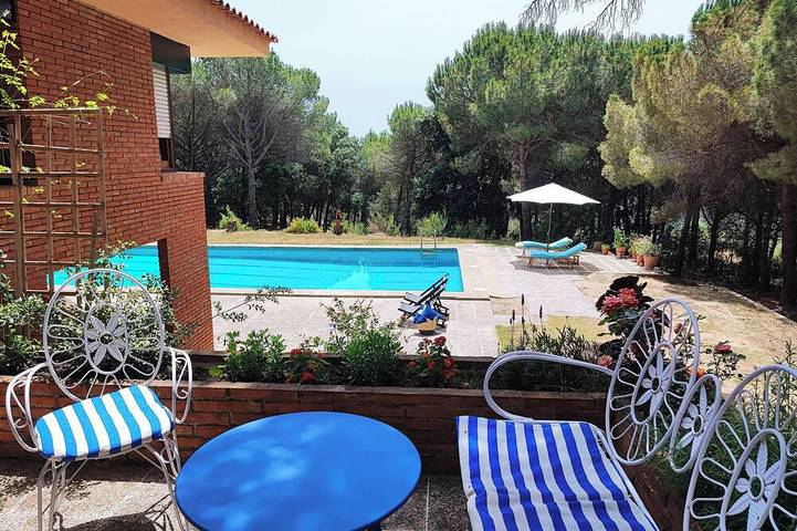 Villa pour 8 personnes, avec jardin - 1