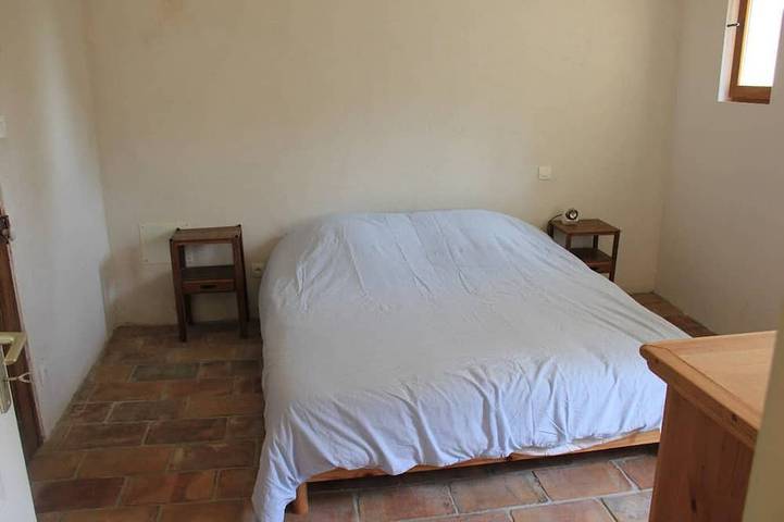 Location de vacances pour 12 personnes, avec terrasse et jardin à Montségur-sur-Lauzon - 3