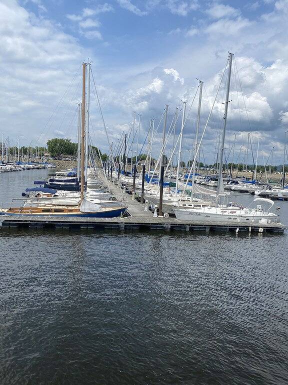 Sunrise on Skyline - Indoor spa - Arcades - Amazing Views! in Wabasha, Wabasha County