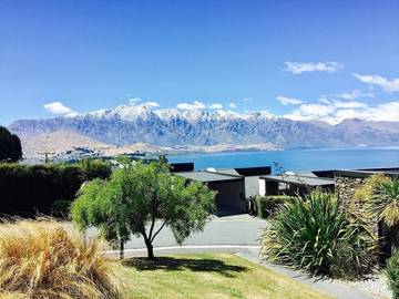 Holiday Home for 4 People in Queenstown, Otago, Photo 2