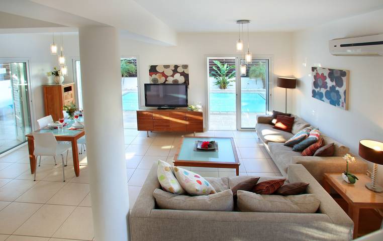 Imagine You and Your Family Renting this Luxury Villa in Protaras, Protaras Villa 1428 in Protaras, Chypre du Sud