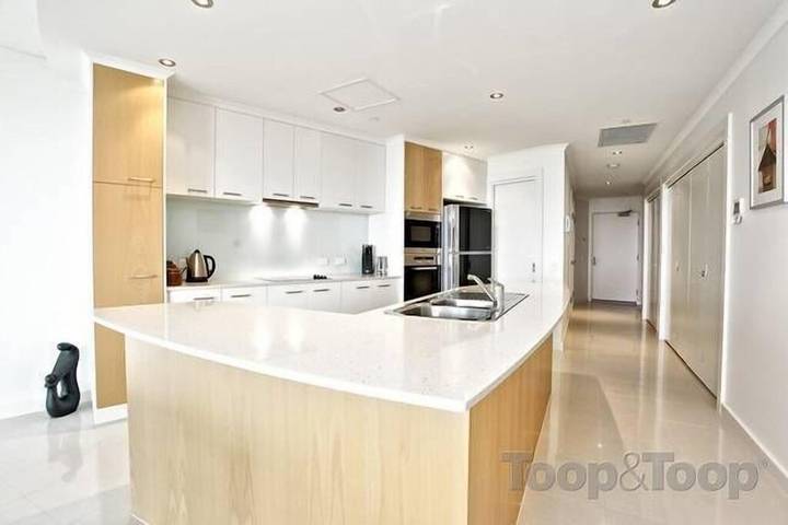 Holiday rental for 6 people, with garden and pool as well as terrace and hot tub in Victor Harbor