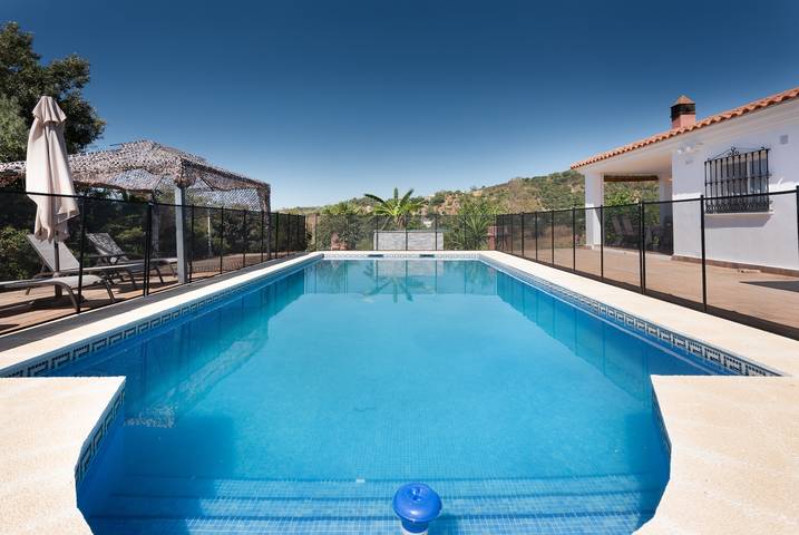Casa rural para 6 personas, con Jardín en Estepona - 4