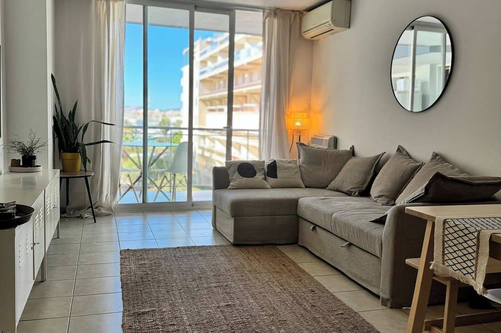 Apartamento entero, Ibiza - Apartment - Sleeps 4 - Old Town in Talamanca, Ibiza Ciudad