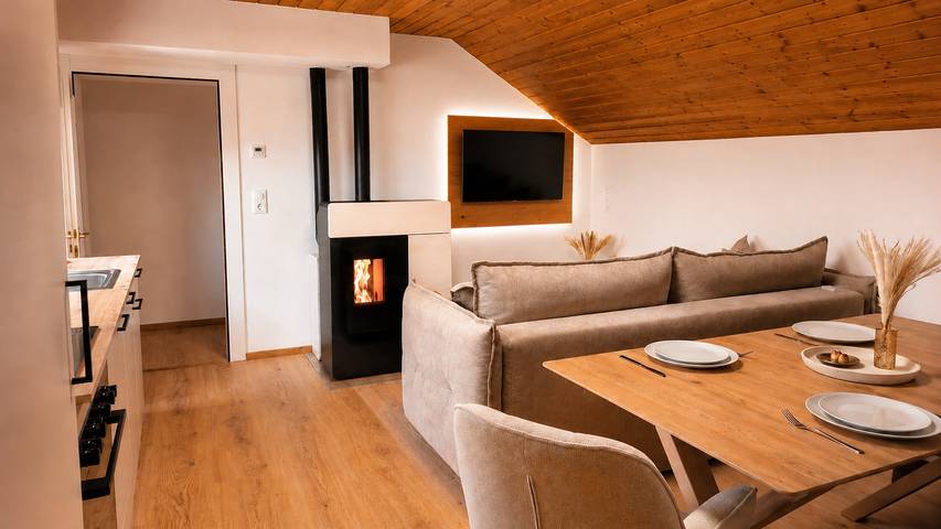 Vakantiewoning voor 7 personen, with Balkon/Terras and Balkon as well as Uitzicht op het meer in Pertisau