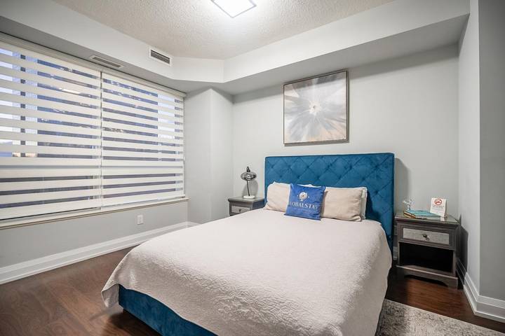 Gîte pour 6 personnes, avec balcon et jardin ainsi que sauna et piscine, adapté aux familles à Toronto - 4