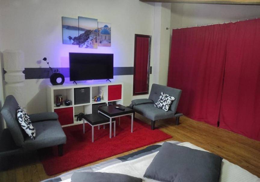 Appartement entier, One-Bedroom Apartment in Lempdes, Région de Clermont-Ferrand