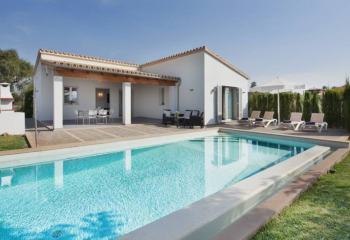 Chalet para 6 personas, con jardín además de piscina y terraza en Mallorca