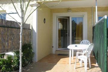Gîte pour 4 personnes, avec terrasse et jardin, animaux acceptés à Vic-la-Gardiole