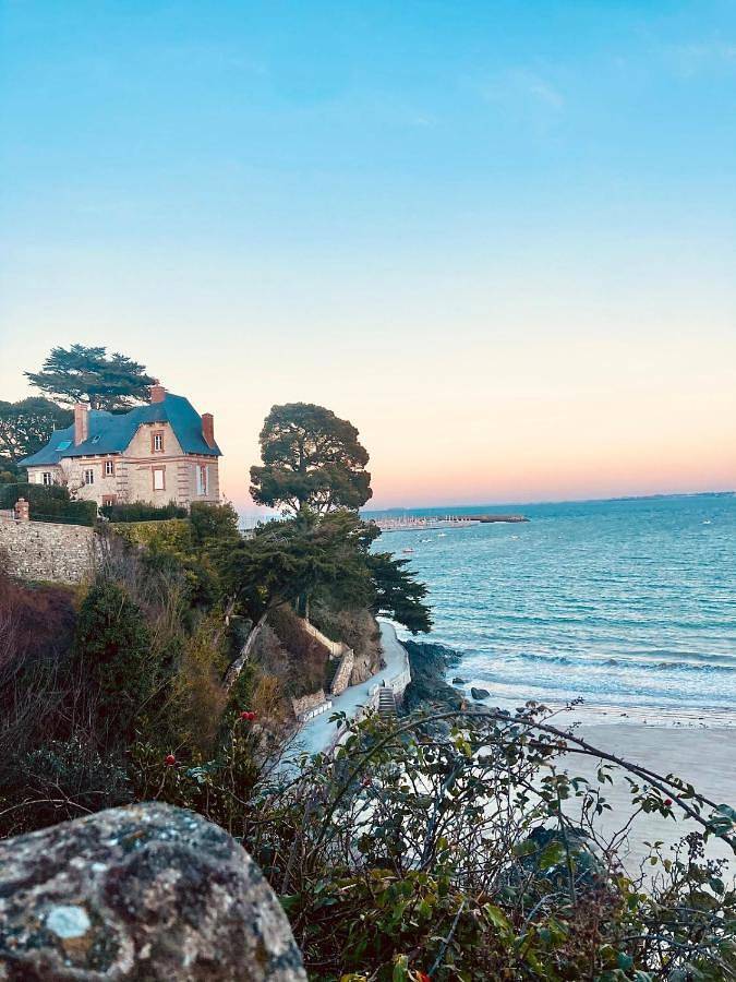 Location de vacances pour 12 personnes, avec jardin et vue à Ploubalay - 4