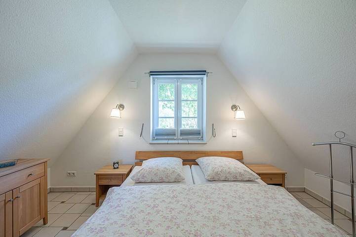 Ferienhaus für 8 Personen, mit Garten und Terrasse sowie Whirlpool in Steinbergkirche - 2