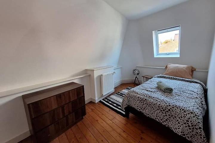 At Paulette's Wedding: Charming House on the City Walls—View and Garden—Sleeps 5 in Langres, Haute-Marne