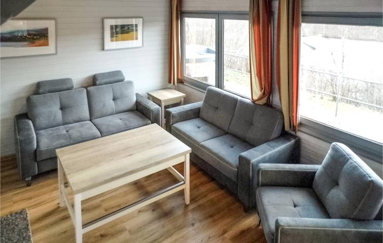 Ferienhaus für 6 Personen, mit Sauna und Terrasse sowie Whirlpool und Garten in Kirchheim - 3