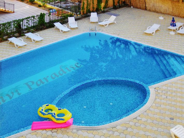 Ferienwohnung für 4 Personen, mit Pool und Balkon in Sonnenstrand - 2