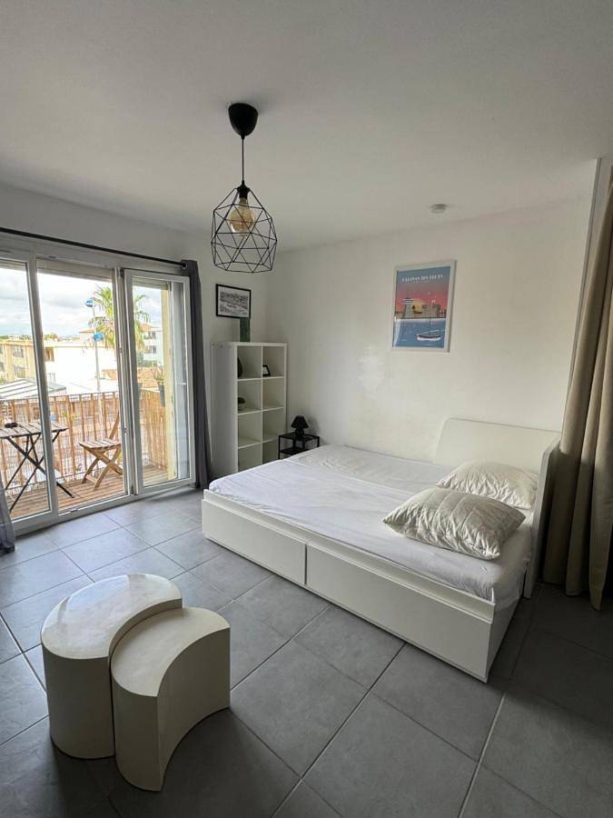 Gîte pour 2 personnes, avec terrasse dans Plage Sarrail   Rive Gauche - 3