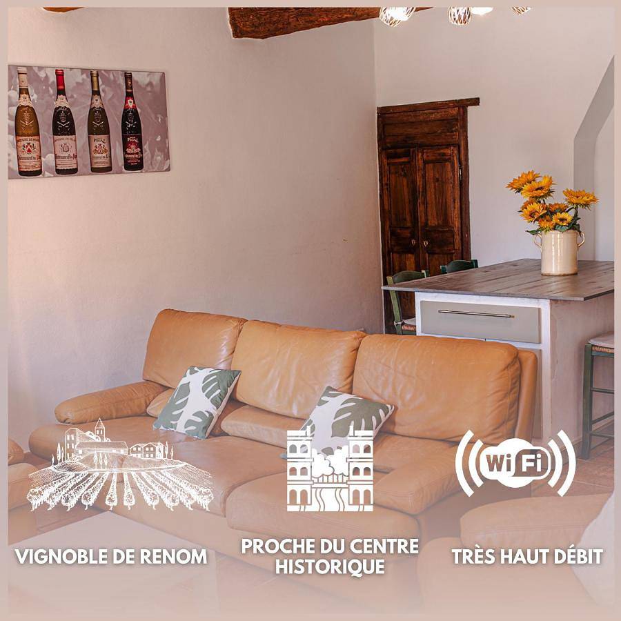Pegau bedrooms, 3 chambres au centre de Châteauneuf-du-Pape in Châteauneuf-du-Pape, Vaucluse