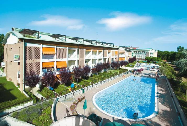 Appartamento per 5 persone, con balcone e piscina in Bibione Pineda