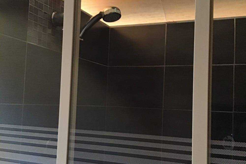 Dieppe center, spacious townhouse in Dieppe, Dieppe region