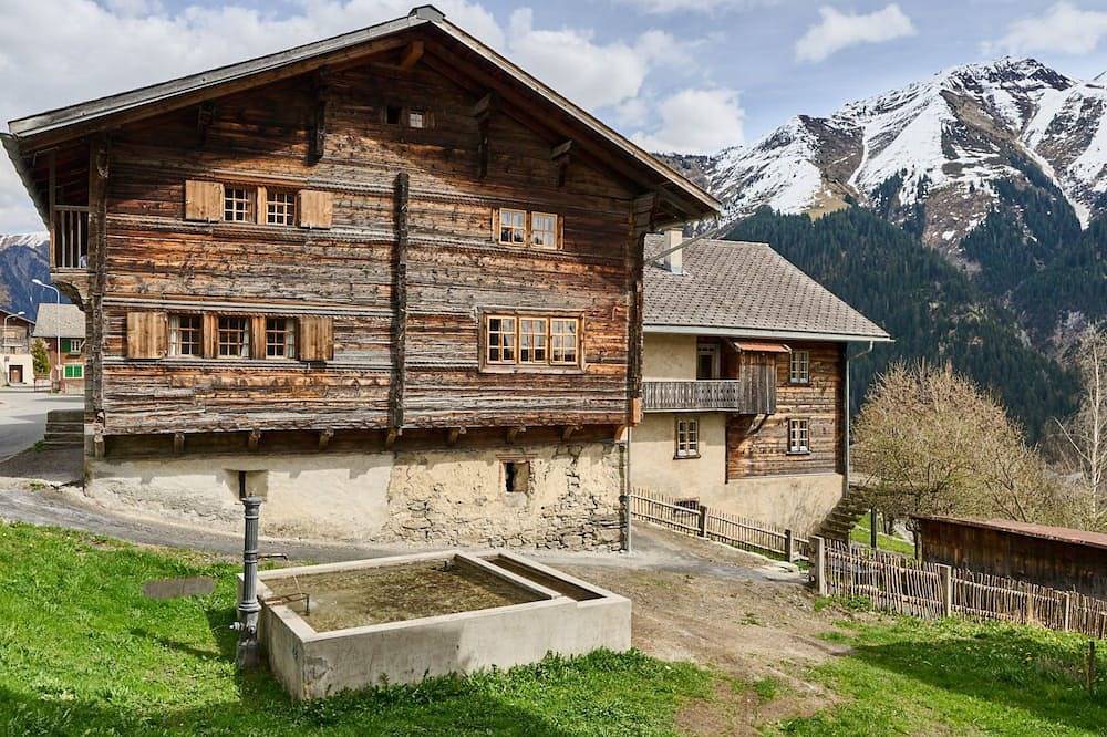 Fontauna in Lumnezia, Obersaxen-Mundaun