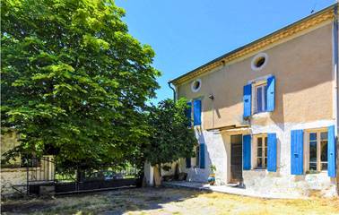 Gîte pour 10 personnes, avec piscine et terrasse, animaux acceptés à Vinsobres