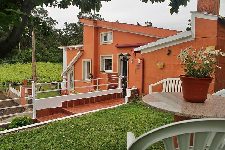 Chalet para 4 personas, con vistas además de jardín y balcón en Salnés - 4