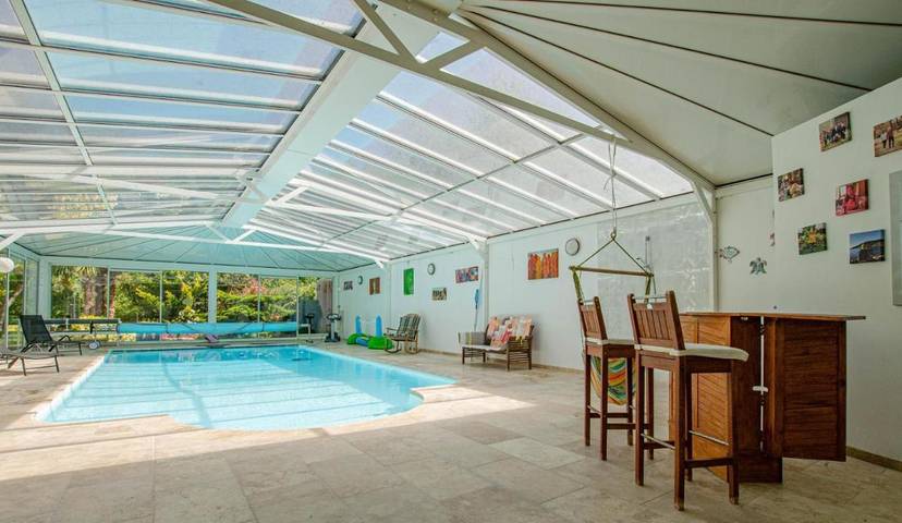 Location de vacances pour 12 personnes, avec Terrasse et Jardin dans Saint-Hilaire-sous-Romilly