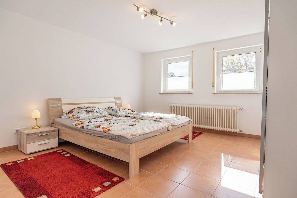 Ganze Wohnung, Bitzer Blick fühlen Sie sich wie zuhause! 2 Zimmer, Voll eingerichtete Küche, Tv in Bitz, Neckar-Alb