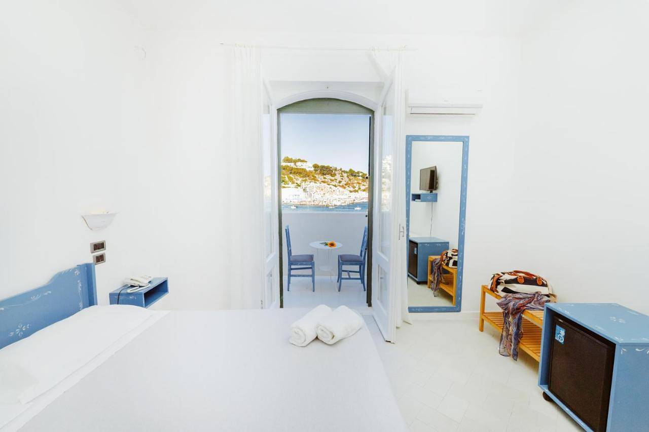 Hotel La Roccia in Castro Marina, Castro (Lecce)