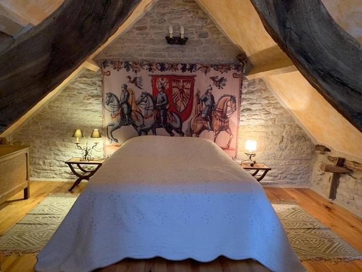 Location de vacances pour 2 personnes, avec piscine ainsi que vue et jardin à Promilhanes - 3