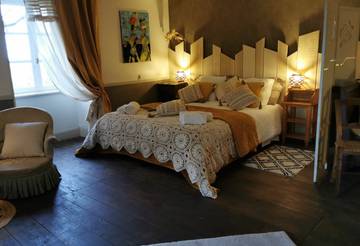 Chambre d’hôte pour 2 personnes, avec jacuzzi et jardin, animaux acceptés dans l' Aveyron
