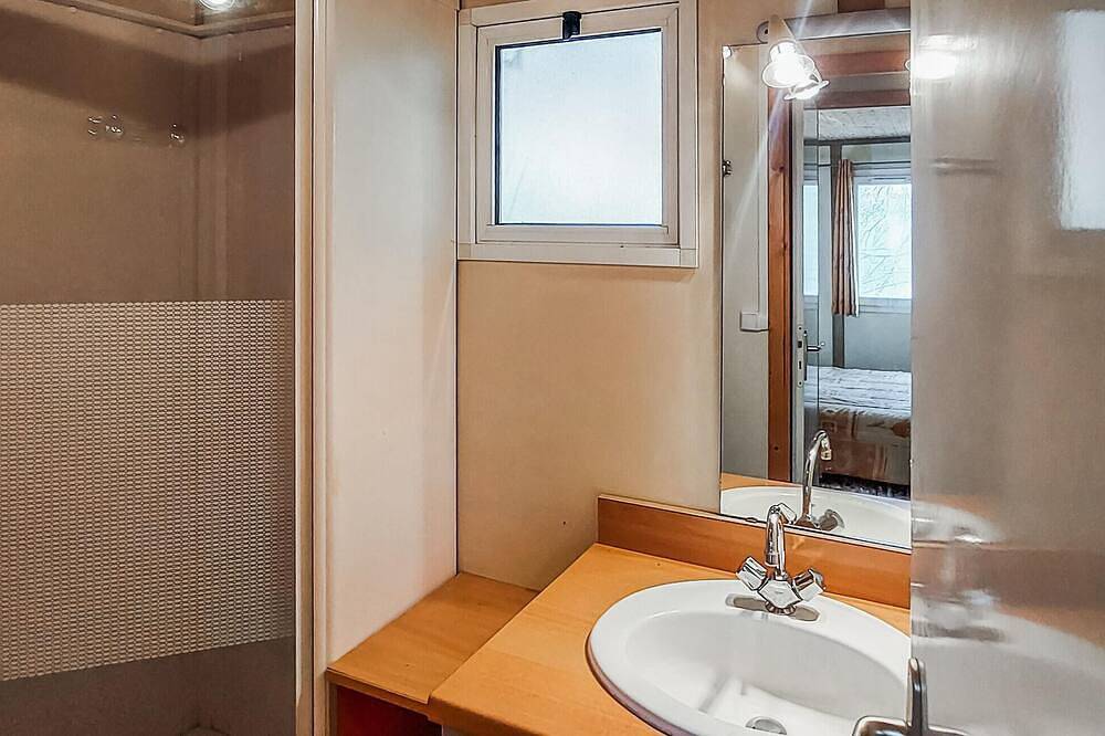 2 bedroom lovely home in Altillac in Altillac, Tulle region