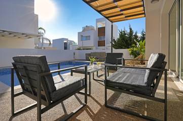 Villa voor 8 Personen in Ayia Napa, Zuid Cyprus, Afbeelding 3