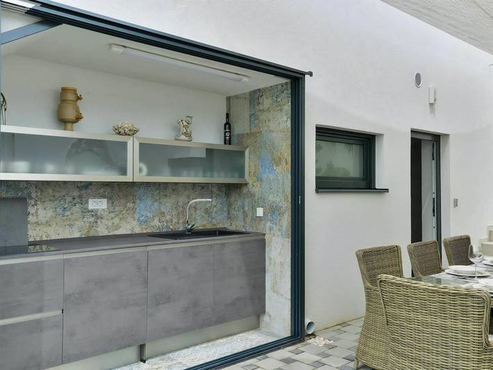 Villa für 8 Personen, mit Sauna und Garten, kinderfreundlich in Jasenice - 4