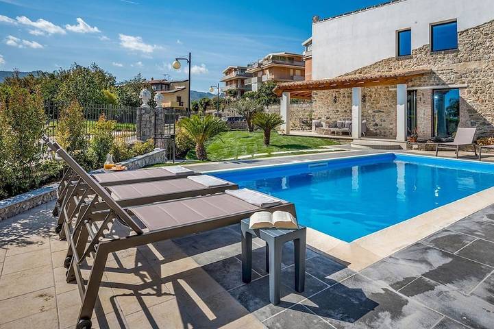 Villa pour 6 personnes, avec balcon et jardin à Taormina