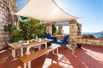 Location de vacances pour 6 personnes, avec terrasse et jardin dans Cap Ferrat
