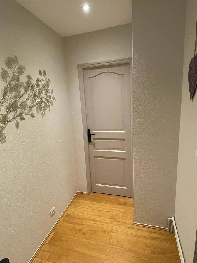Double Room with Private Bathroom in Montmédy, Verdun