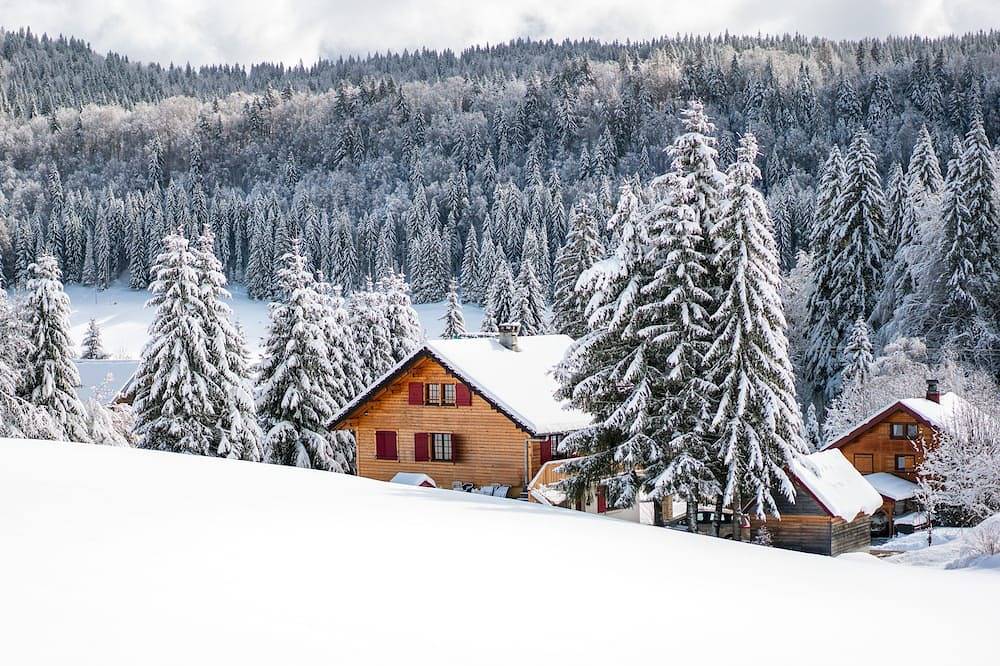 Entire apartment, Cosy studio for two in the heart of the Jura mountains in Lamoura, Parc naturel régional du Haut-Jura