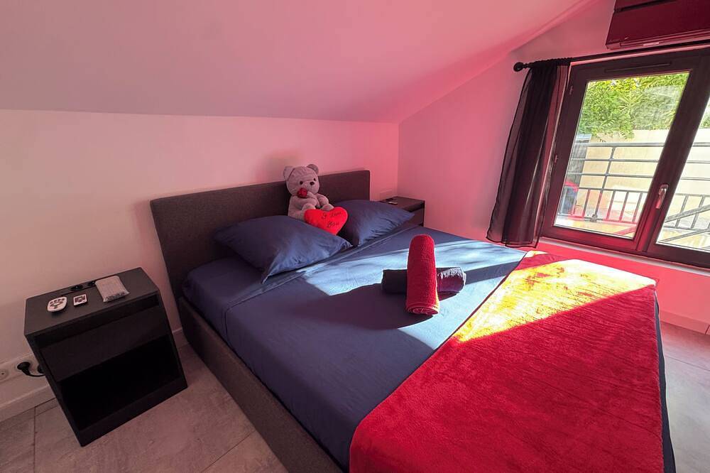 Apartamento entero, Love room with magnificent sea view in Niolon, Le Rove