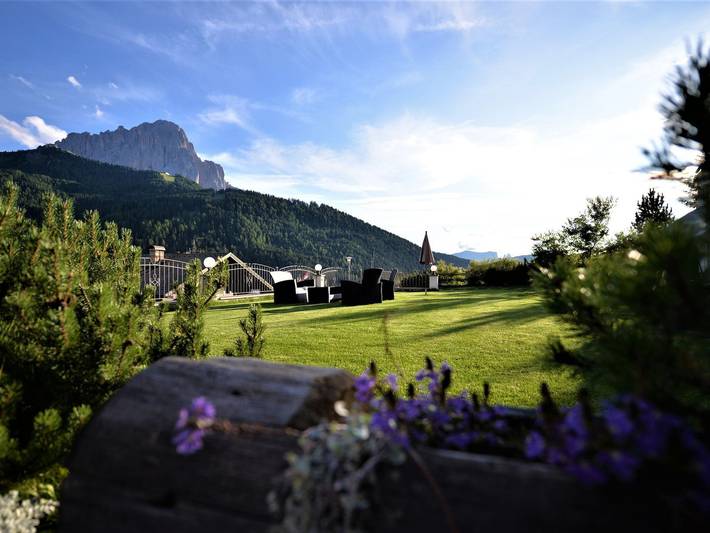 Ferienwohnung für 2 Personen, mit Garten und Balkon sowie Whirlpool in Wolkenstein