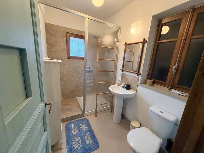 Gîte pour 3 personnes, avec terrasse et vue, animaux acceptés à Arnac-Pompadour - 2