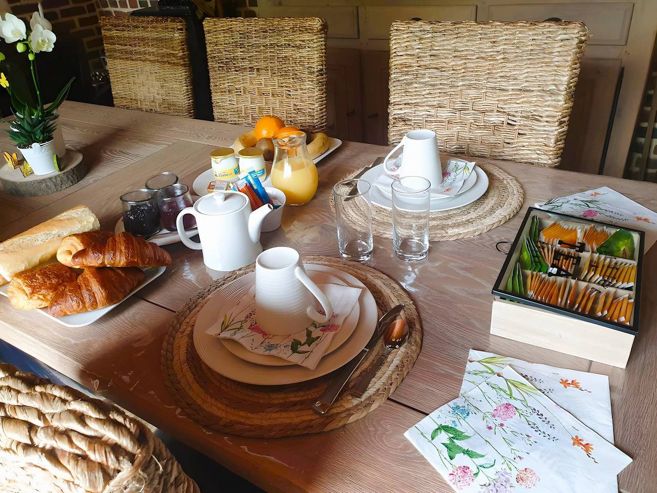 Gastenkamer “Ô Coeur De La Grange” met privéterras, wifi en airconditioning, foto 15