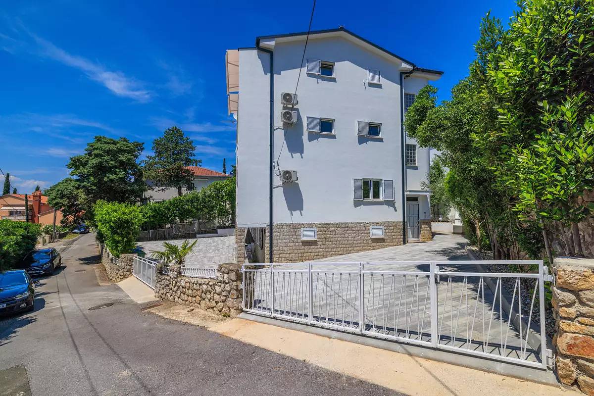 Entire holiday apartment, Apartment for 4 persons approx. 50 qm in Dramalj, Kvarner Bay (Crikvenica and the surrounding area) in Dramalj, Primorje-Gorski Kotar