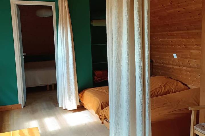Location de vacances pour 4 personnes, avec Jardin à Saint-Pierre-Roche - 4