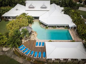 Hôtel pour 2 personnes, avec piscine ainsi que jacuzzi et jardin dans Anse Tarare