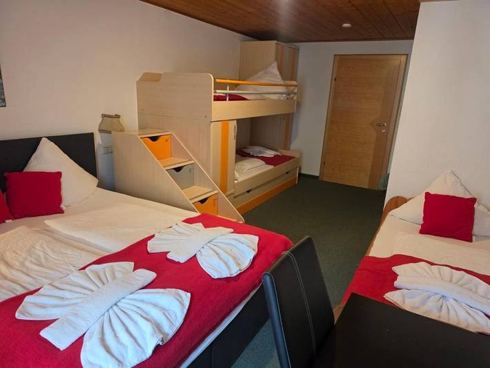 Hôtel pour 2 personnes, avec terrasse et vue, animaux acceptés à Werfen - 2