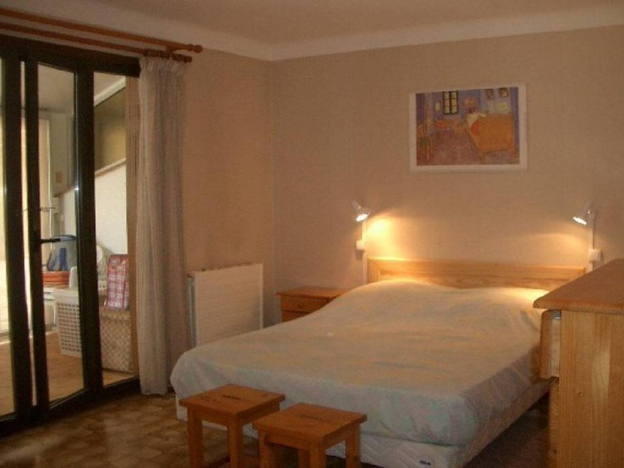 Ganze Wohnung, Gemütliche 68m² Wohnung mit Terrasse, 5 Schlafplätzen, Garage und Wlan in Amélie-les-Bains in Montbolo, Céret und Umgebung