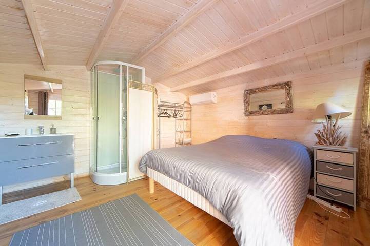Casa rural provenzal con piscina, casita de piscina, cerca del mar, tiendas, de 2 a 12 personas. in Carqueiranne, Costa mediterránea (Francia)