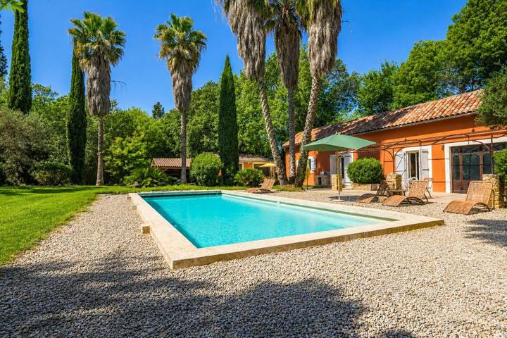 Apartamento de vacaciones para 4 personas, con piscina además de terraza y jardín, Se admiten mascotas - 1