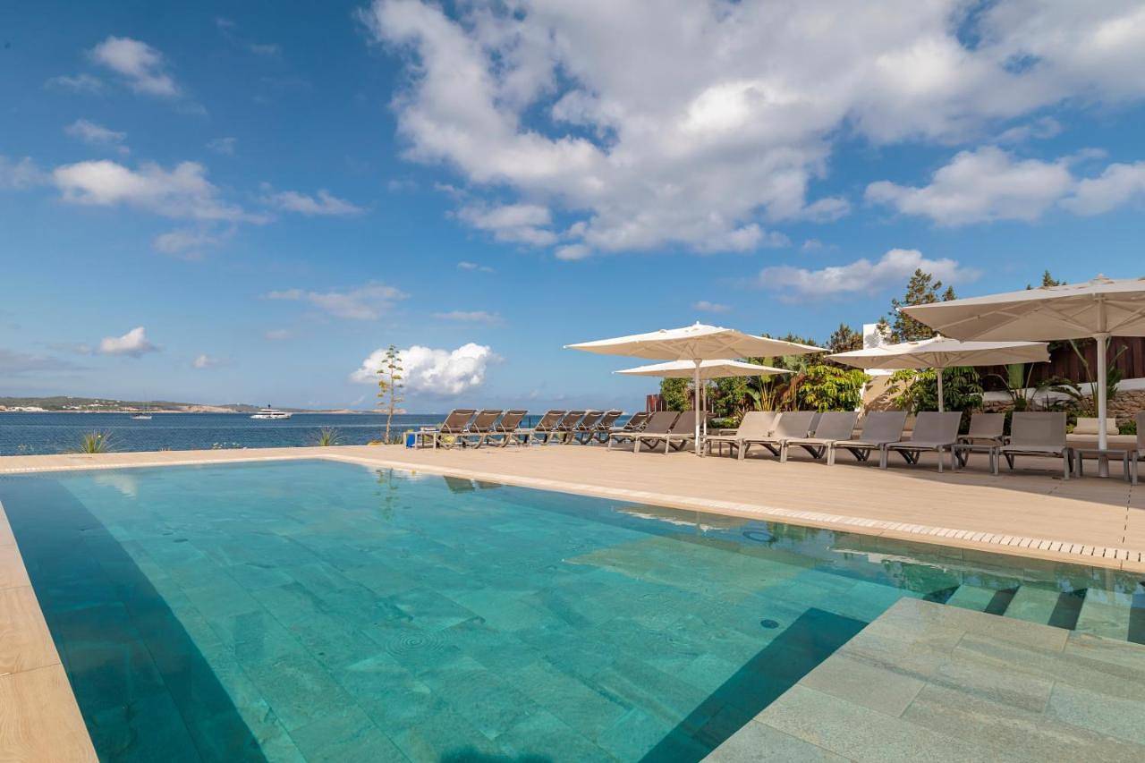 Sol Bahía Ibiza Suites in Sant Antoni de Portmany, Ibiza de l'Ouest